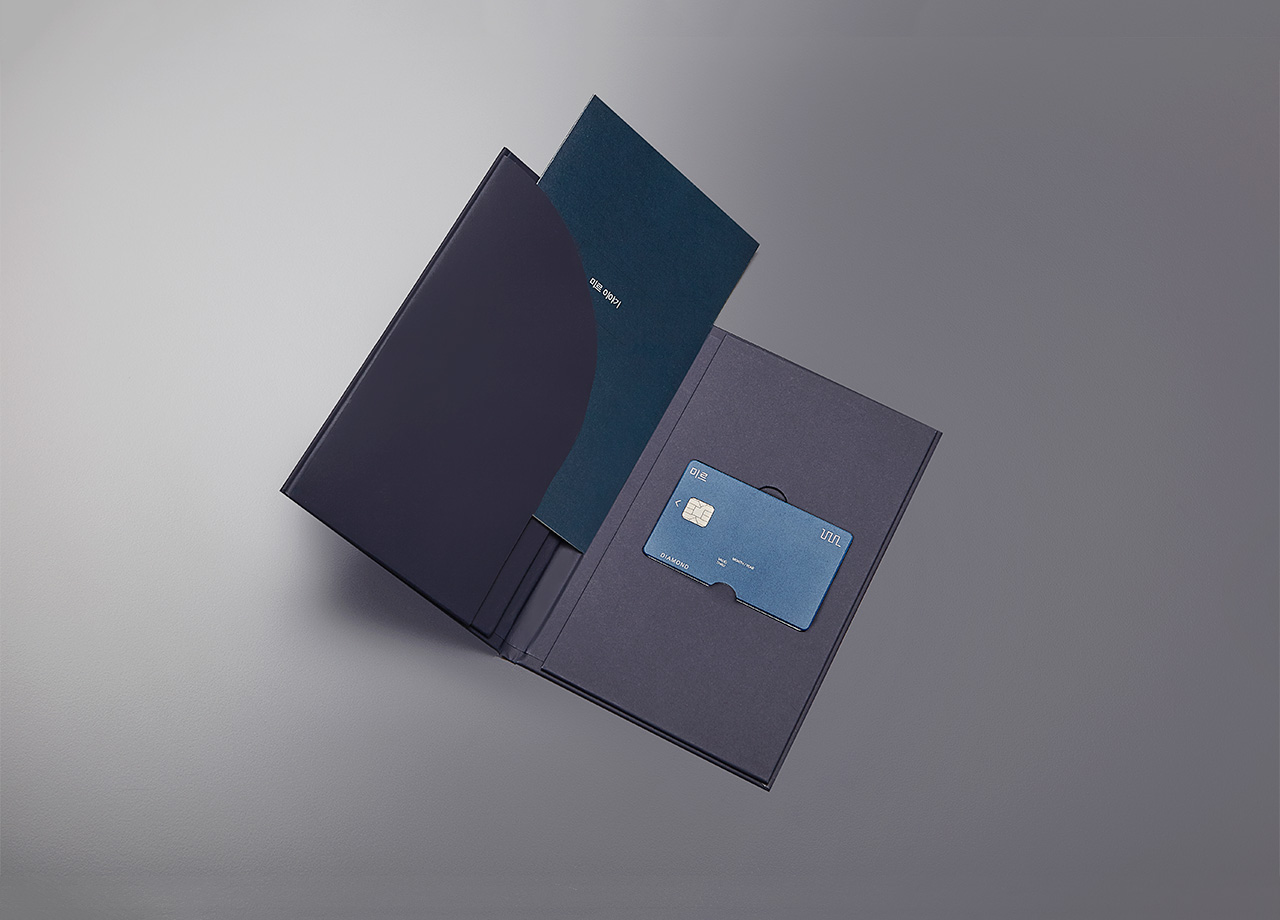 Mir Card Design for VIP Customer